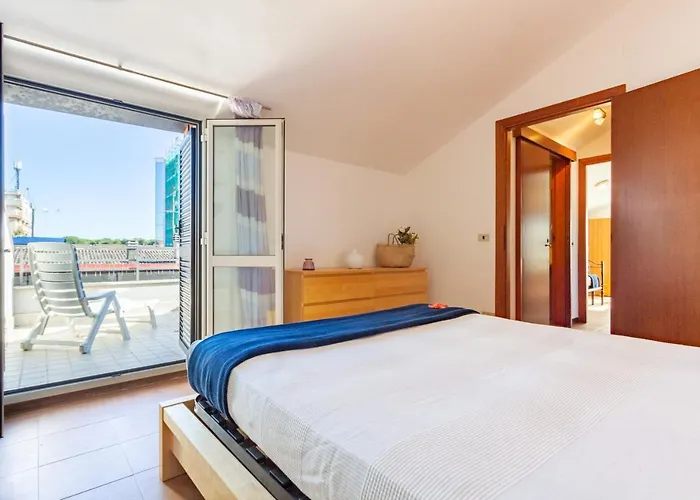 Attico Alba Rosa - Myho Casa شقة ألبا أدرياتيكا